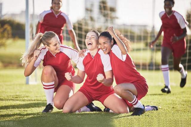 铃木彩艳将以3500万欧元转会大巴黎后租借到尤文